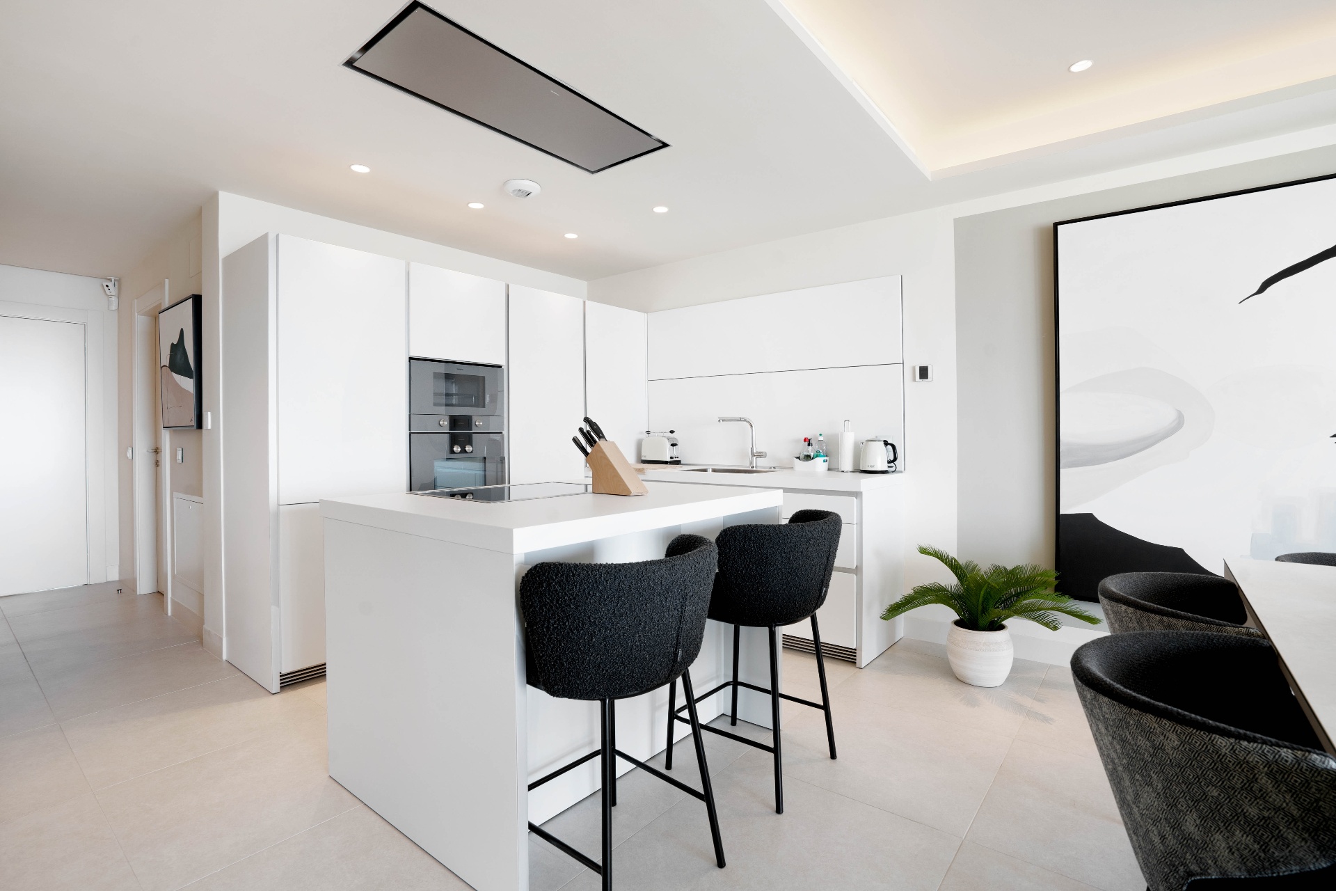 New Golden Mile Apartment gallery photo 3 in New Golden Mile, Estepona